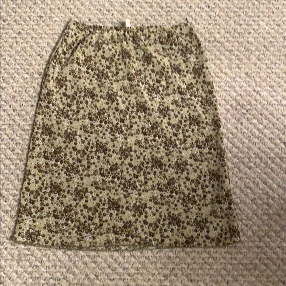 Cute skirt by sense